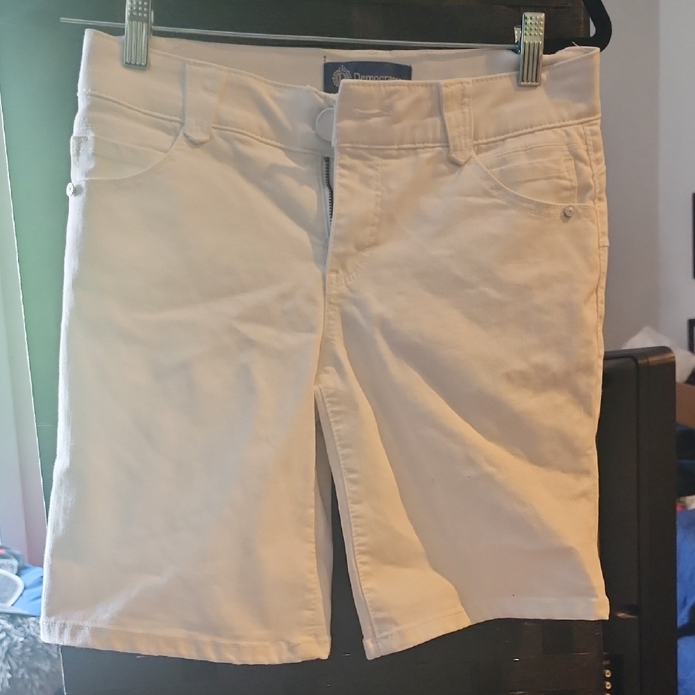 Democracy White Shorts Size 2